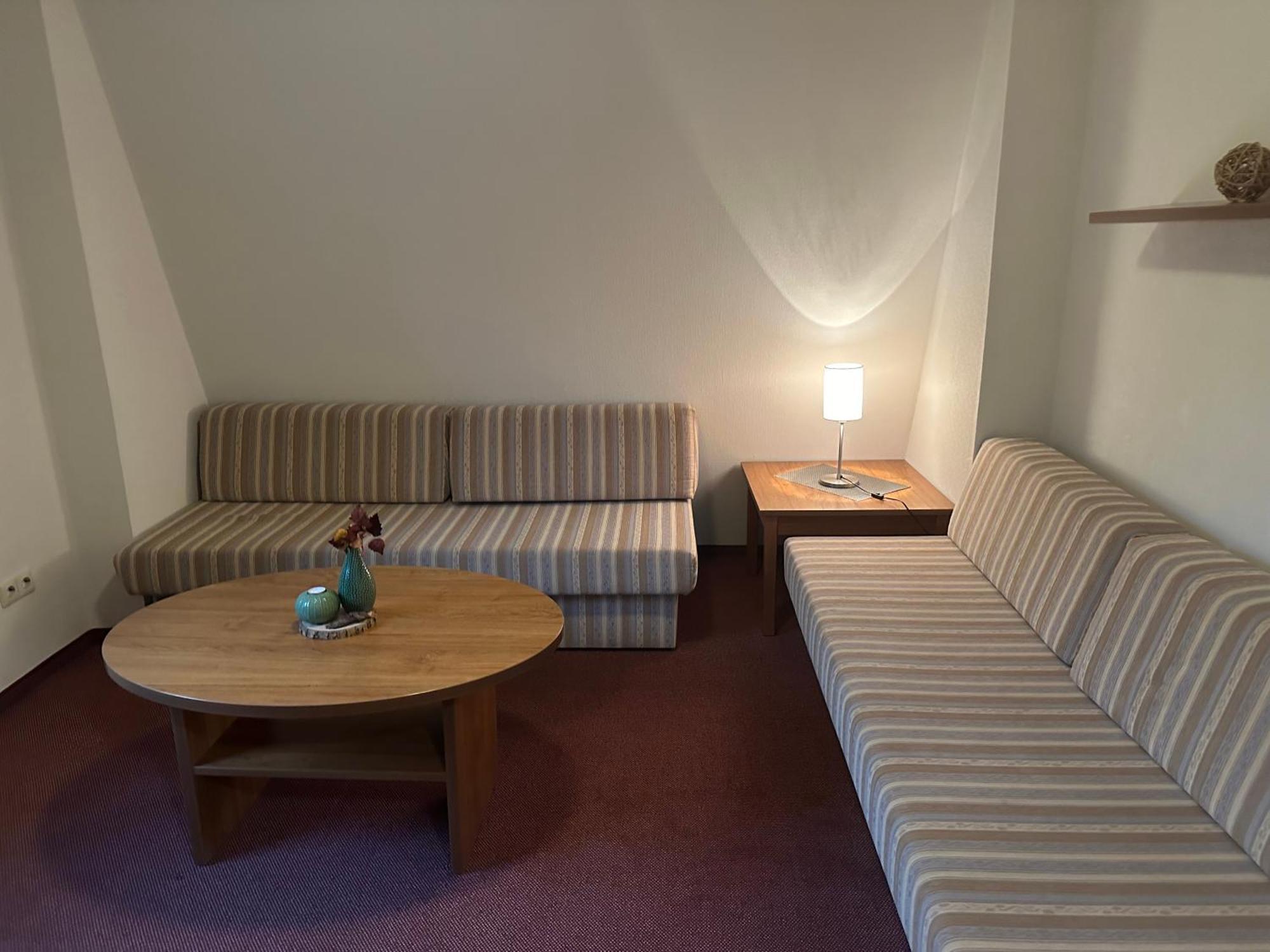 Landgasthof "Zum Gruenen Walde" Nordholz Bagian luar foto